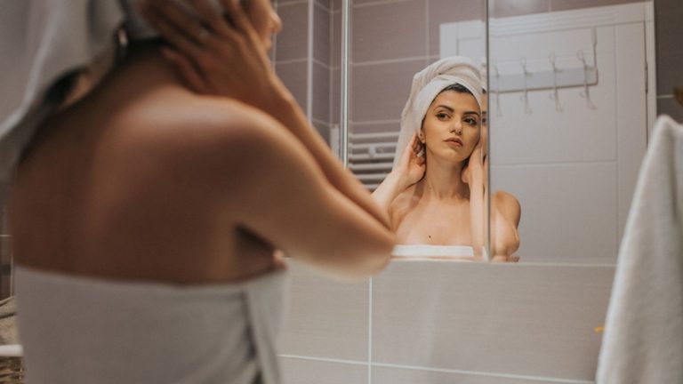 A Guide to an Effective Shower Routine