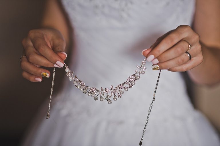 Get premium design jewelry online at Nikola Valenti
