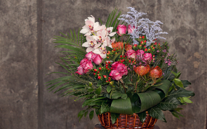 How to Make Your Grand Opening Stand Out with the Right Flower Stand